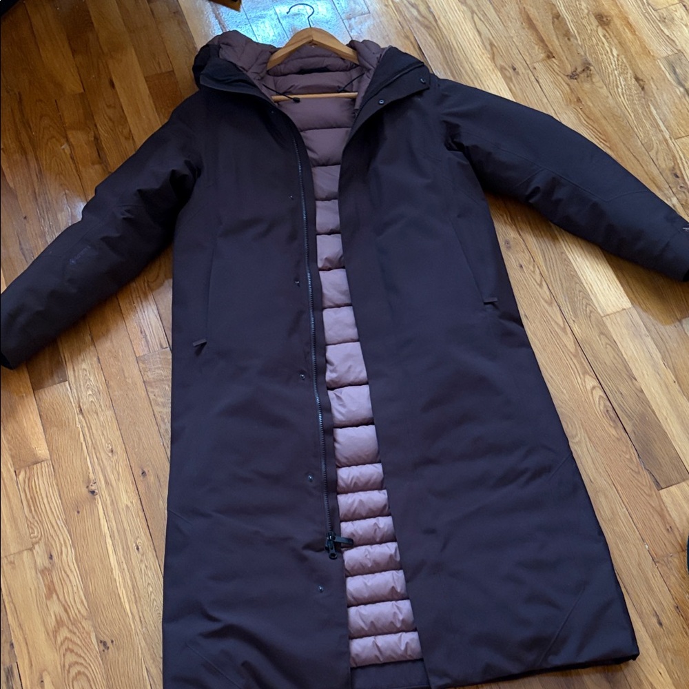 Arc’teryx Patera Long Parka with Gore-Tex - Picture 3 of 10